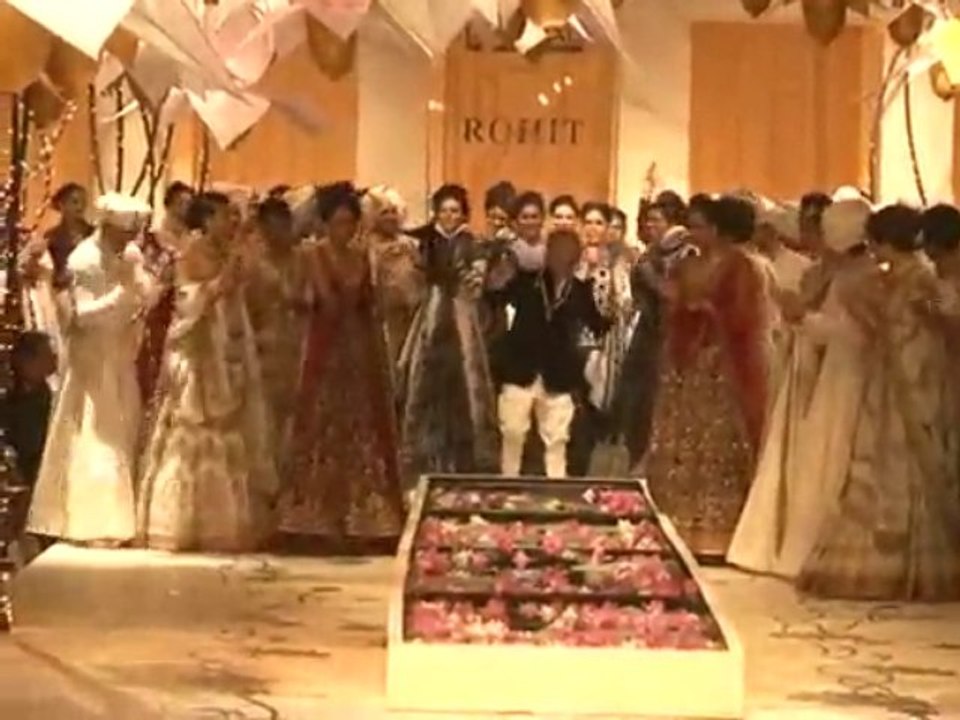 Model Walk On Ramp for Rohit Behl's Cllection at Grand Finale of IBFW 2013