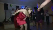 düğünde çılgın dans