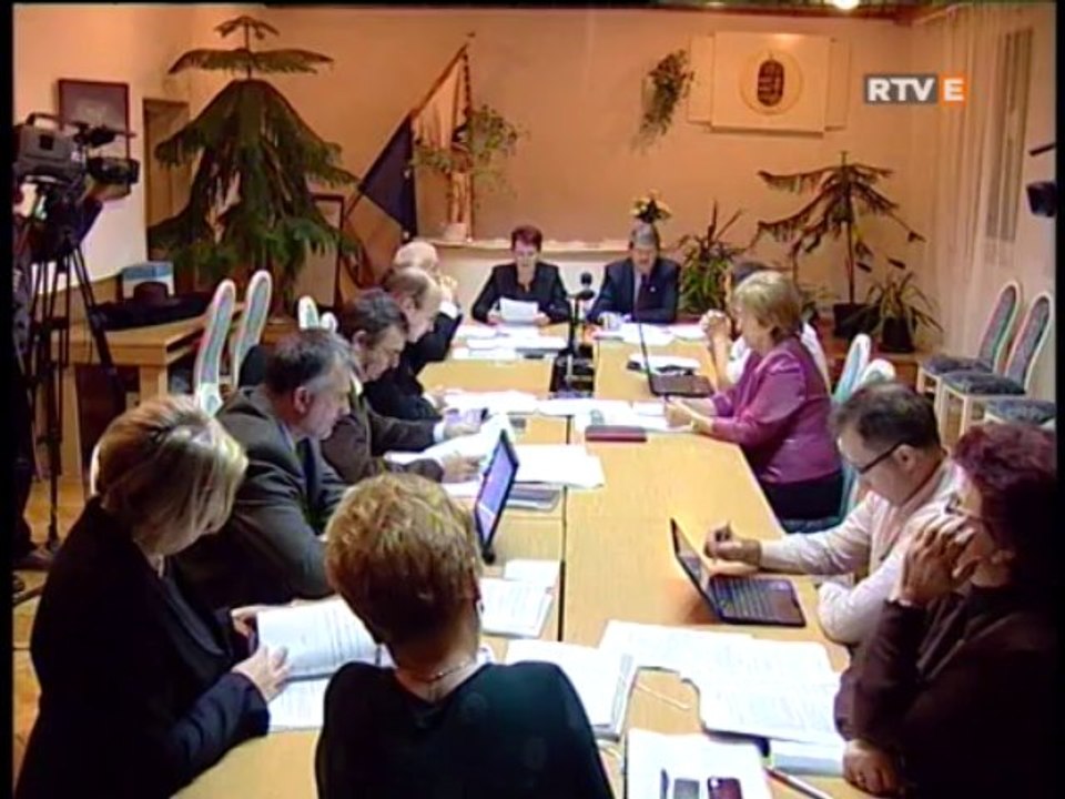 Testületi ülés Lábatlan 2013.12.17.