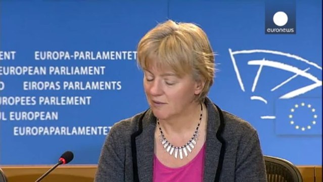 Ue: accordo su direttiva anti-fumo, norme anche per sigaretta elettronica