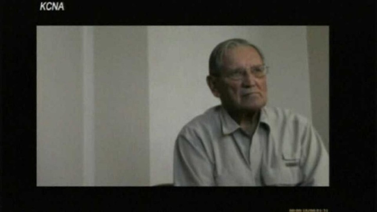 American arrested in North Korea shown reading apology