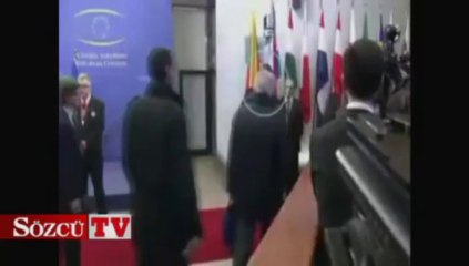 Koruma İspanya Başbakanını tanımadı