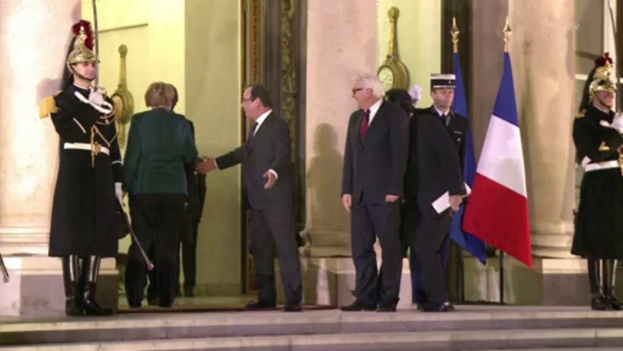 Merkel promete nova fase com a França