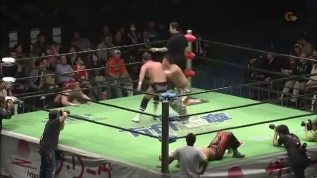 Shane Haste & Mikey Nicholls (c) vs Katsuhiko Nakajima & Naomichi Marufuji (NOAH)