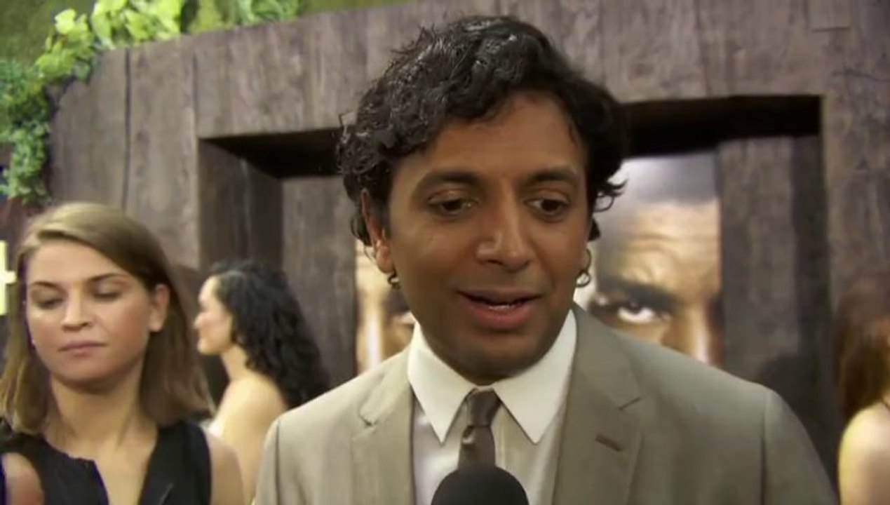 NY Premiere - M. Night Shyamalan - Premiere NY Premiere - M. Night Shyamalan (Anglais)