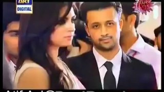 Atif Aslam with his wife Sara at the Red Carpet of Lux Style Awards 2013