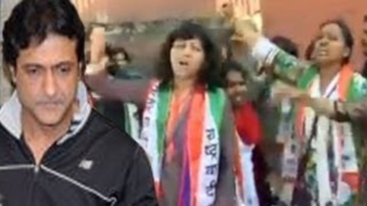 Women Activists Throw Rotten Tomatoes @ Armaan Kohli | Bigg Boss 7