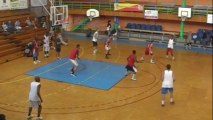 basketball - attaque de zone par  Deschamps Eric - Joeuf le 7 Sept 2013 - part 1