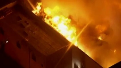 Huge building fire at discount store in California