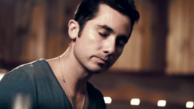 Stay - Rihanna ft. Mikky Ekko (Boyce Avenue ft. Mandy Lee of MisterWives cover) on iTunes & Spotify_(1080p)