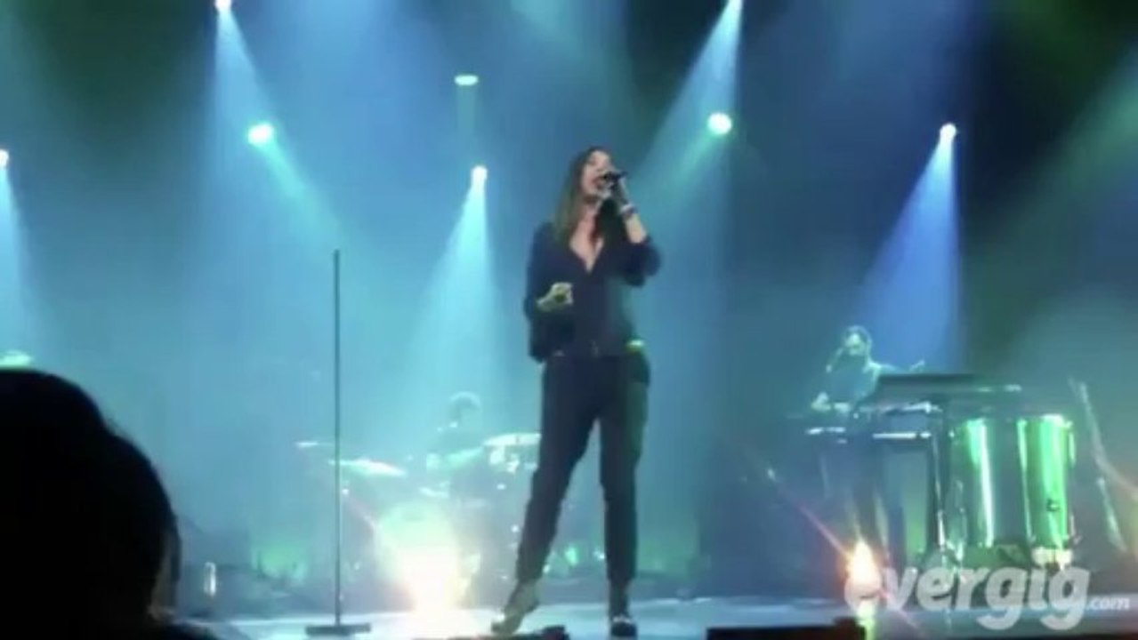Zazie "Je suis un homme" - Le Dôme - Concert Evergig Live - Son HD