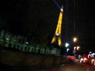 En vue de la tour Eiffel