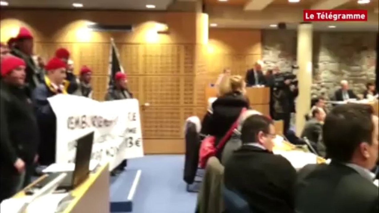 Saint-Brieuc. Le conseil d'agglomération bloqué par les "Vaches à lait"