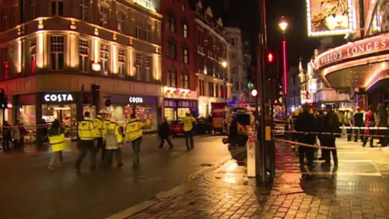 Theaterdecke eingestürzt - Dutzende Verletzte in London