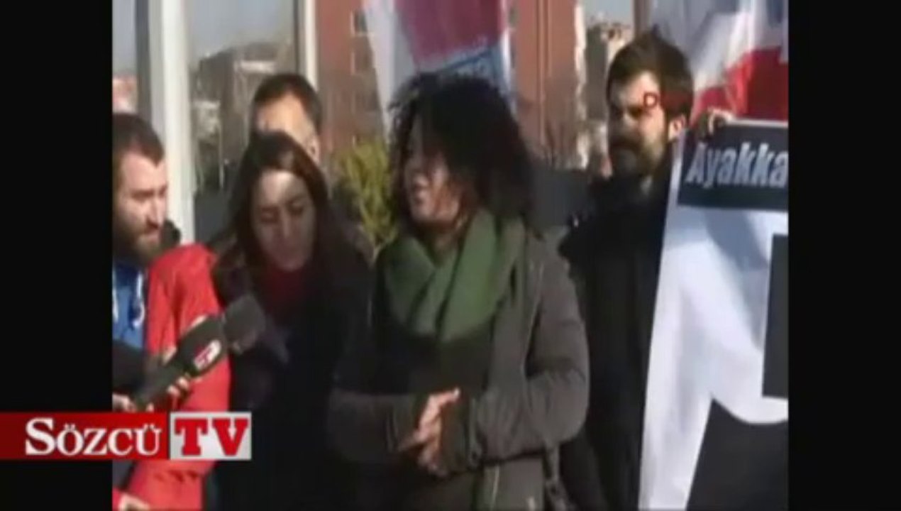 Adliyede eylem