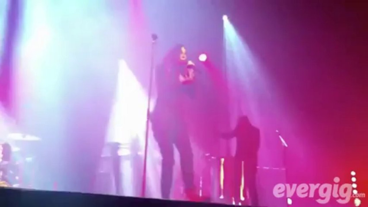 Zazie "Tout" - Zénith Paris La Villette - Concert Evergig Live - Son HD