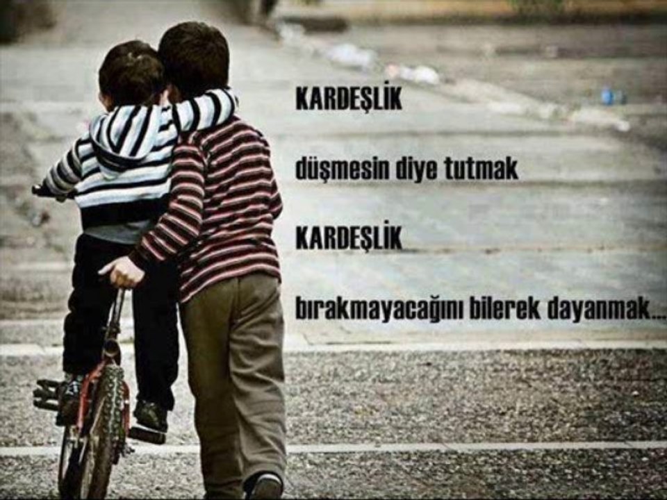 GÜLBAAŞAK BERKEM KIRA KIRA