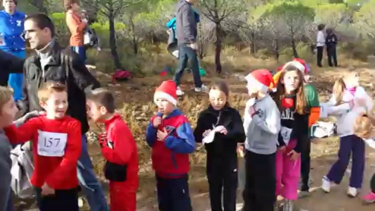 Cross de fin d'année 2013 - Premier Cross de Théo 9 ans