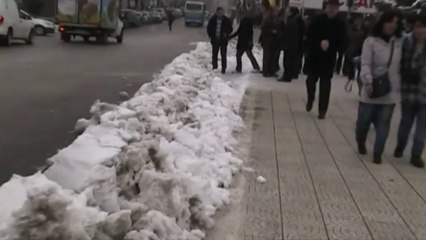 BURDUR BELEDİYESİ'NİN KARLA MÜCADELE PRATİĞİ