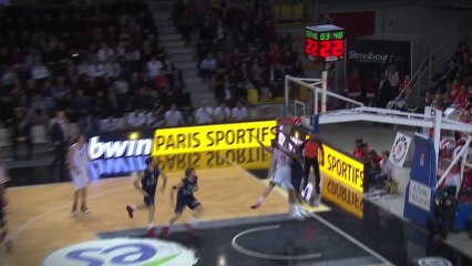 Block of the night: Marquez Haynes, EA7 Emporio Armani Milan