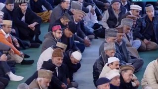 Kendini yenilemek: Kötü alışkanlıkları bırakmak - Cuma Hutbesi 20-12-2013 - Islam Ahmadiyya