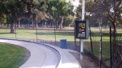 Incredible : a small car reach 330-km-h