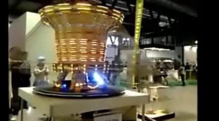 Andrea Criscenti alla fiera internazionale delle miniature di Rho, con la calce-calcioinculo(filmato)