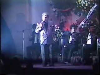 Zeki Müren-Enginde Yavaş Yavaş (Yılbaşı Konseri Bölüm 9)