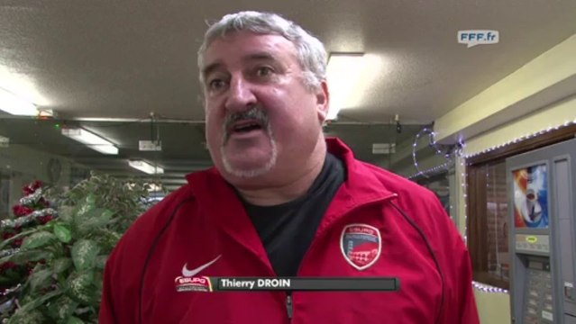 Red Star FC 3 - 0 Uzès Pont du Gard (20/12/2013)