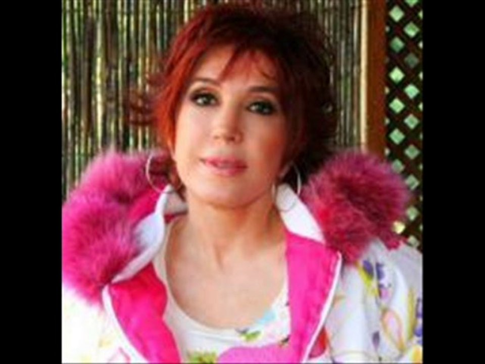 Samime SANAY - BİR İLKBAHAR SABAHI GÜNEŞLE UYANDINMI HİÇ