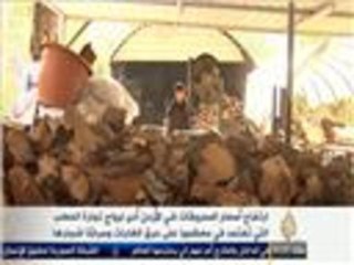 رواج تجارة الحطب لارتفاع أسعار المحروقات بالأردن