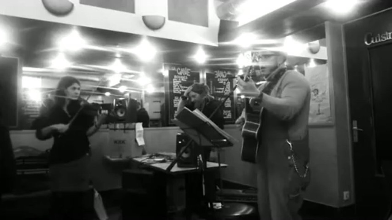 Electrock In Chair : Carry My Body Down