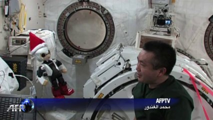 حوار بين رائد فضاء ورجل آلي في مدار الارض هو الاول من نوعه