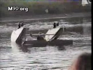 airplane crash landing gear down
