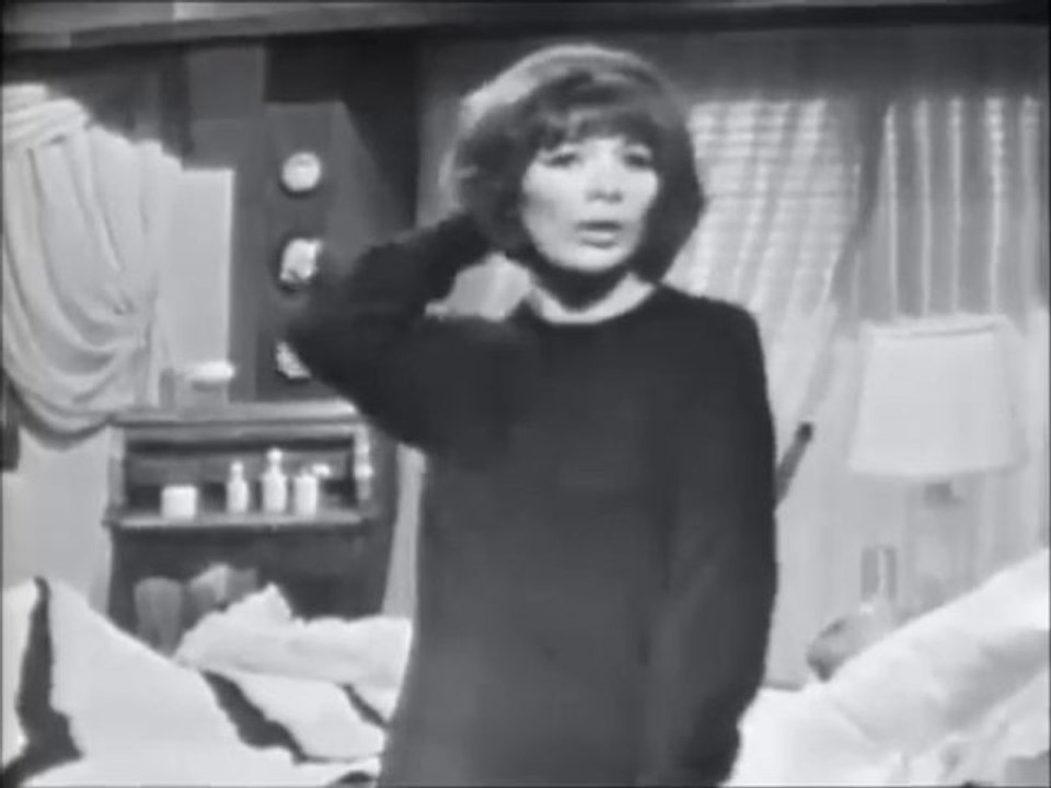 Juliette Gréco (1964)- "" Je ne suis pas bien portante ""