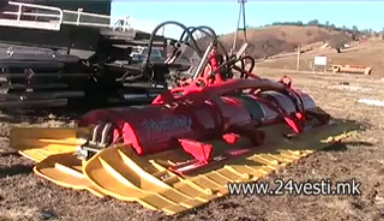 PONIKVA SKIJANJE NA VESTACKI SNEG 22 12