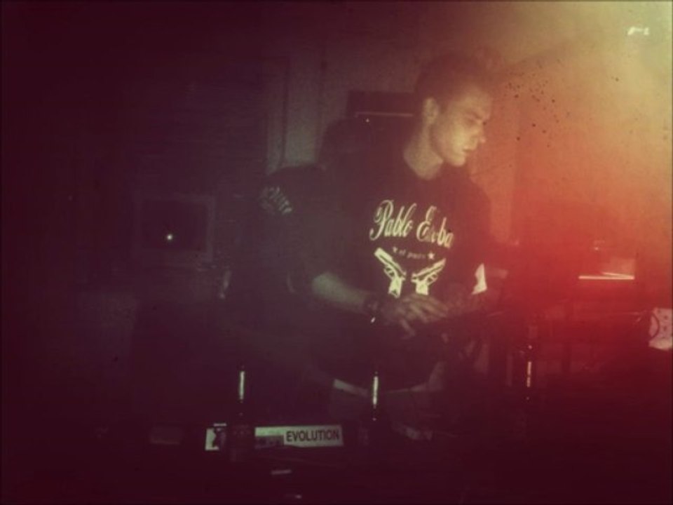 tObI (tvst MUZIK Live) // VOGELPERSPEKTIVE