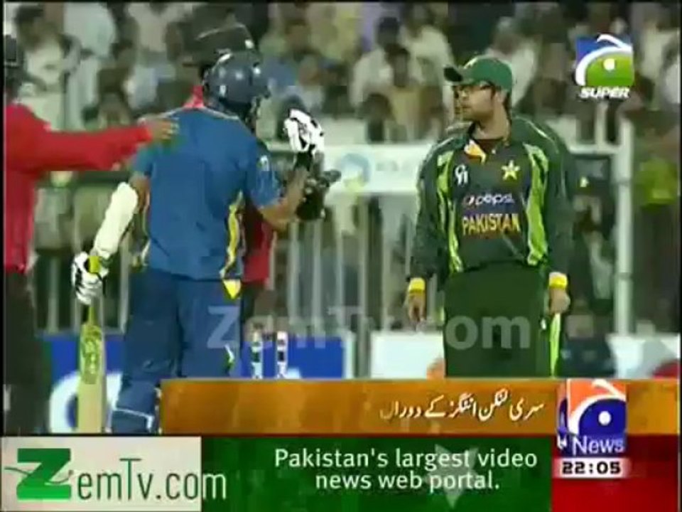 Fight Between Ahmed Shehzad And Dilshan 3rd ODI Dubai