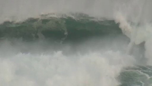 Eddie Aikau Big Wave Surfing