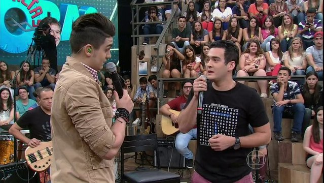 Marcos Veras faz uma imitação de Luan Santana