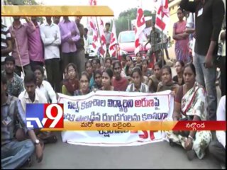 B.Tech student Aruna who attacked by psycho lover dies in Nalgonda