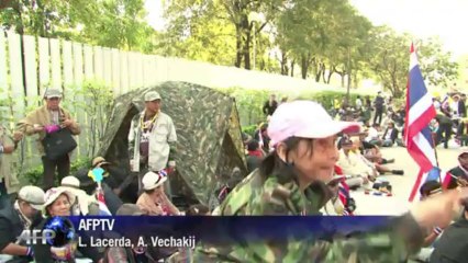 Opositores perturbam locais de candidatura na Tailândia