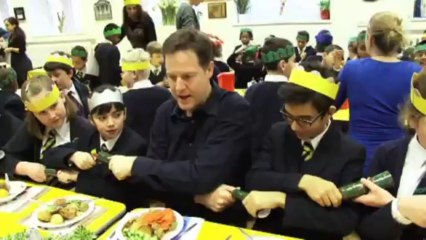 Deputy Prime Minister praises Christmas volunteers