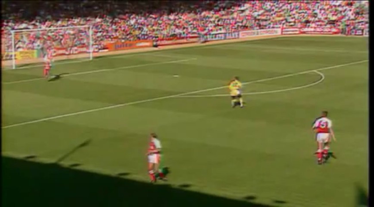 Arsenal - Coventry (1991)- Lee Dixon own goal