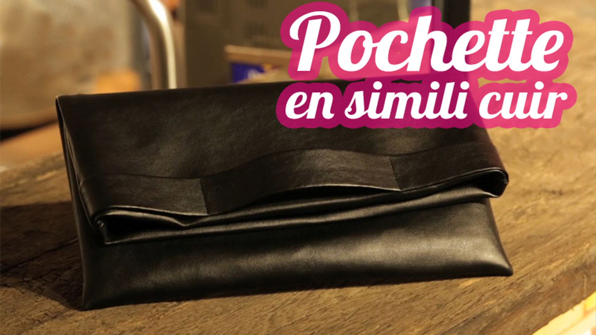 Faire une pochette shop en simili cuir