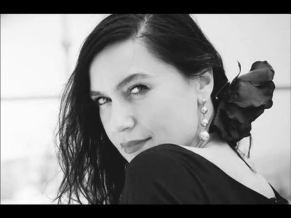 Şevval Sam - Bir Bakış Baktın