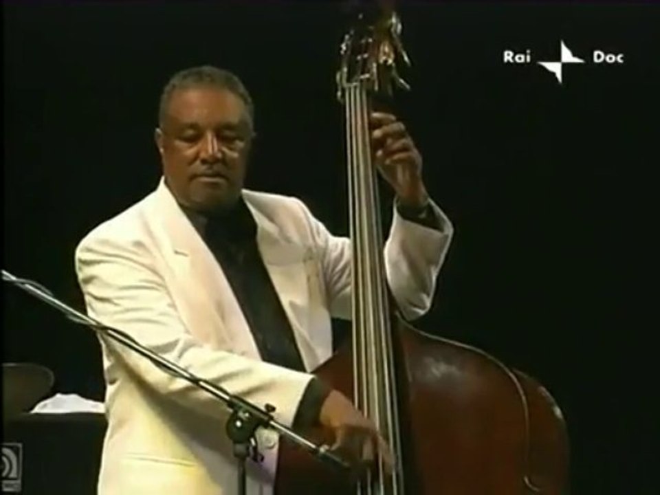 Ray Brown Trio & James Morrison (1993, 0:53 HD)