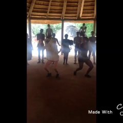 Shirley baila al ritmo de las tribus sudafricanas