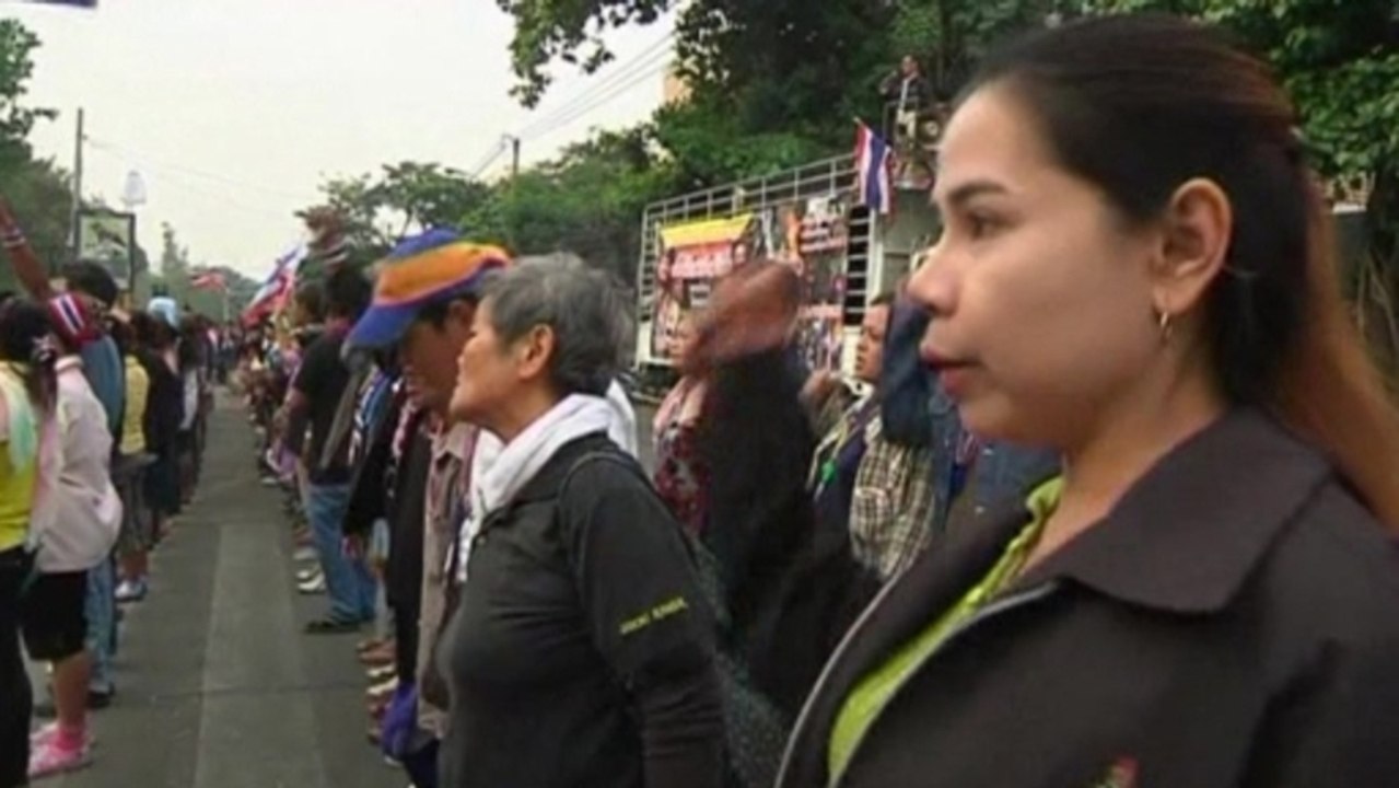 Thai protesters continue stadium blockade hoping to delay February election