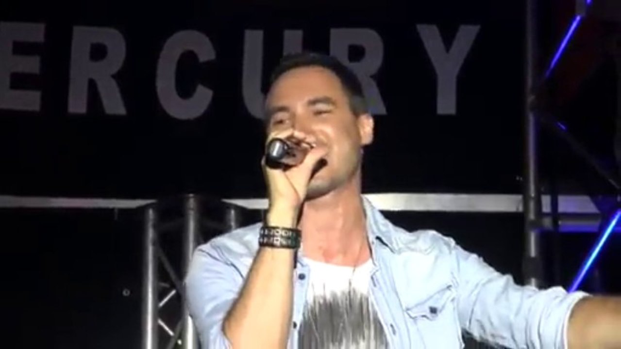 Nissan-lez-Enserune - Troublemaker - orchestre Mercury 2013